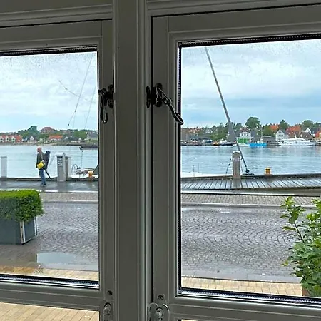 アパートホテル Harbour Walk Sønderborg