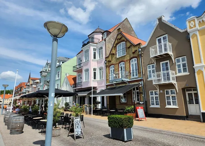 Lägenhetshotell Harbour Walk 4*